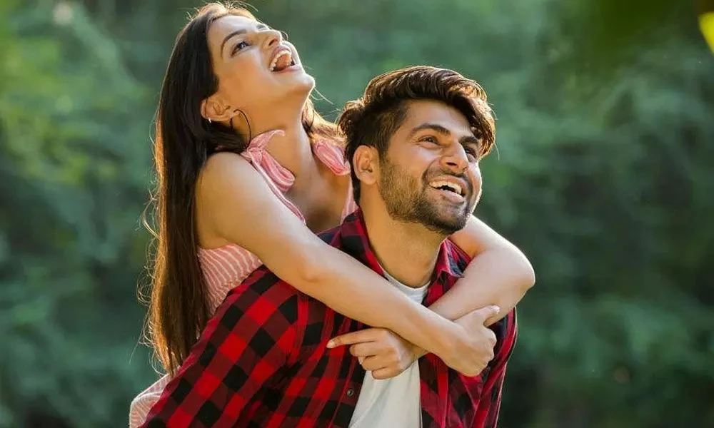 Understanding Emotional and Physical Closeness in Long-Term Partnerships